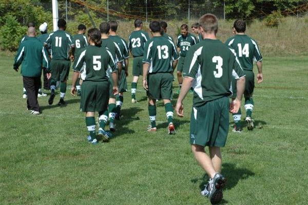 Men's Soccer loses Tight Game to Bunker Hill 1-0