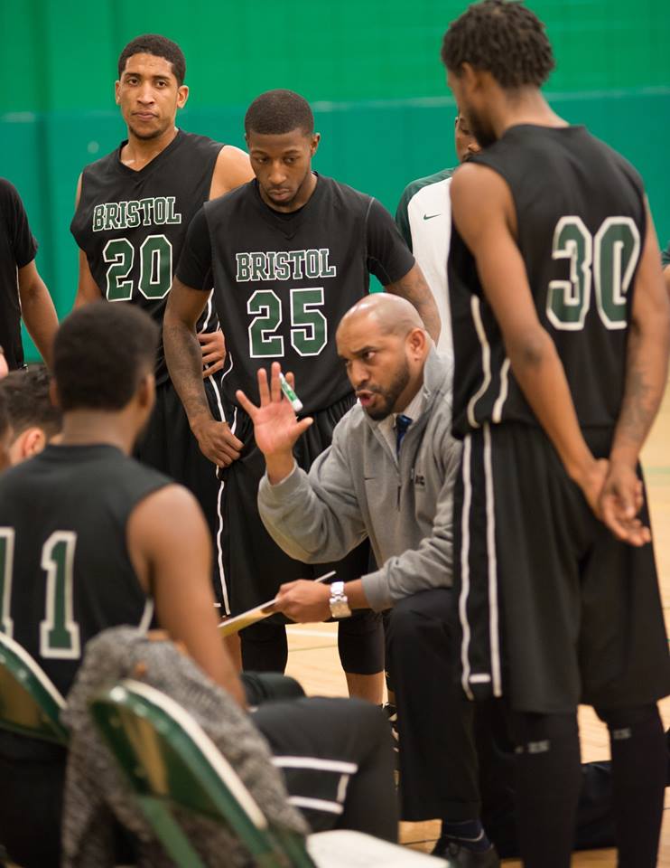 Men's Basketball Improves to 5-0