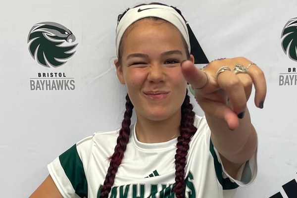 Bayhawks Kick Off 2021-22 with Women's Soccer Win